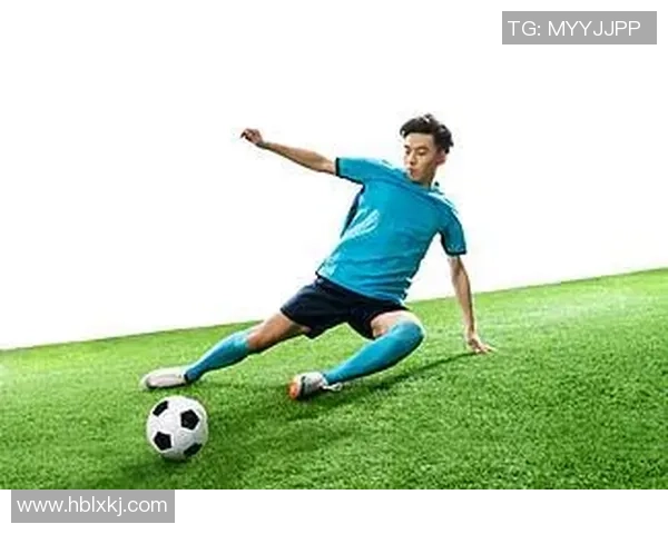 足球明星魅力四射宣传图片集锦展现球场风采与个人魅力